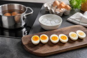 Temps de cuisson de l'œuf dur : durée, méthodes et astuces